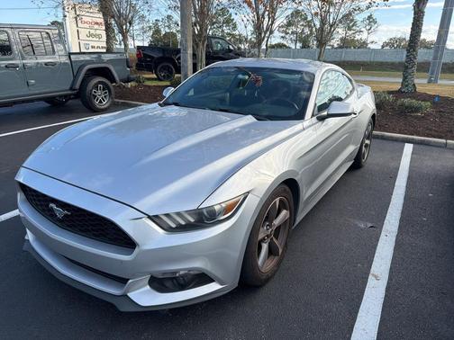 2016 Ford Mustang V6