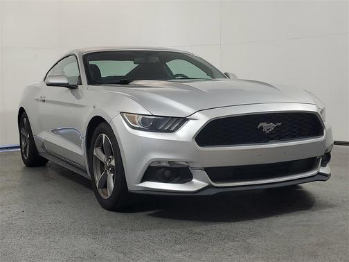 2016 Ford Mustang V6
