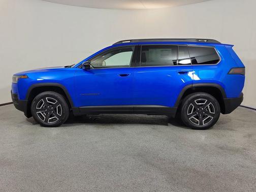Hydro Blue Pearlcoat 2026 Jeep Cherokee Limited
