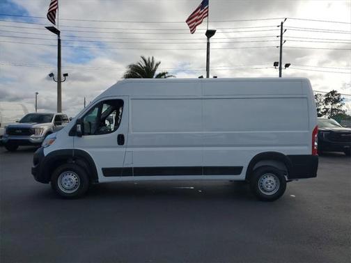 2025 RAM ProMaster 2500 Tradesman