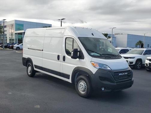2025 RAM ProMaster 2500 Tradesman