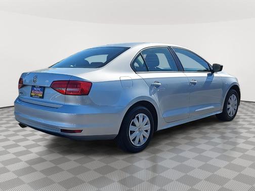 2015 Volkswagen Jetta 2.0L S
