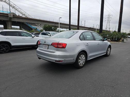 2015 Volkswagen Jetta 2.0L S
