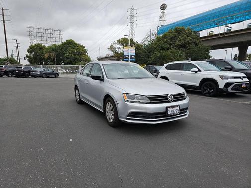 2015 Volkswagen Jetta 2.0L S