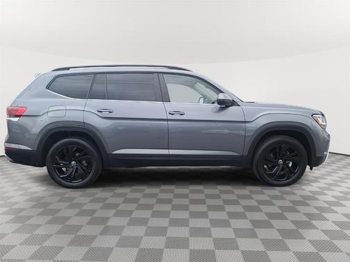 2022 Volkswagen Atlas 3.6L SE w/Technology