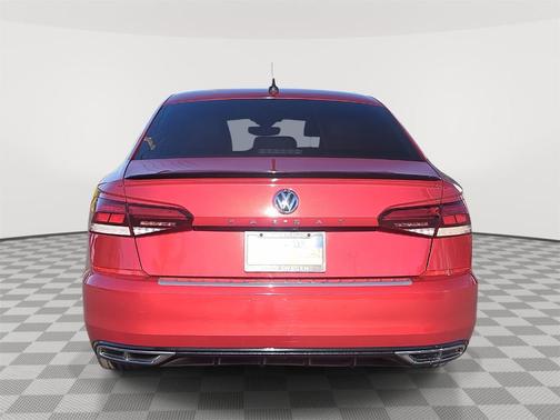 2021 Volkswagen Passat 2.0T R-Line