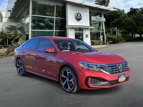 2021 Volkswagen Passat 2.0T R-Line