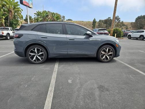 Pure Gray 2023 Volkswagen ID.4 S