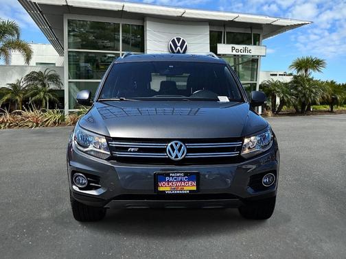 2016 Volkswagen Tiguan R-Line