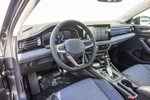 Gray 2026 Volkswagen Jetta 1.5T SE