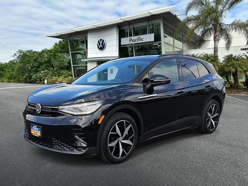 Deep Black Pearl Effect 2023 Volkswagen ID.4 Pro S