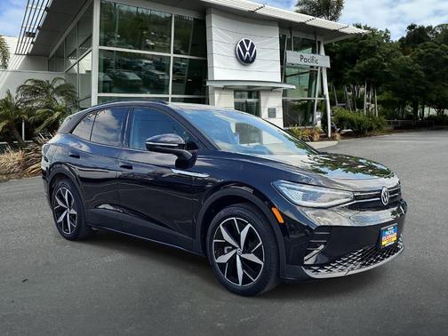 Deep Black Pearl Effect 2023 Volkswagen ID.4 Pro S