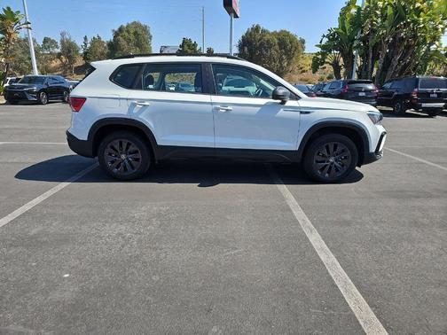 2024 Volkswagen Taos 1.5T S