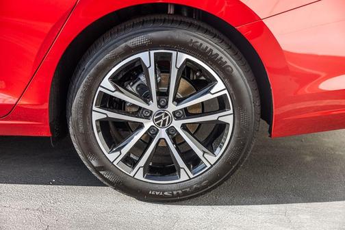 Kings Red Metallic 2026 Volkswagen Jetta 1.5T Sport