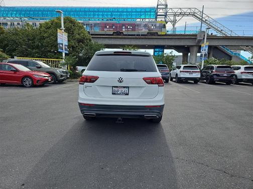 2019 Volkswagen Tiguan 2.0T SE