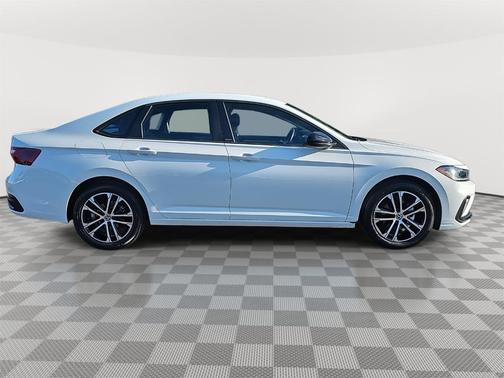 2025 Volkswagen Jetta 1.5T Sport