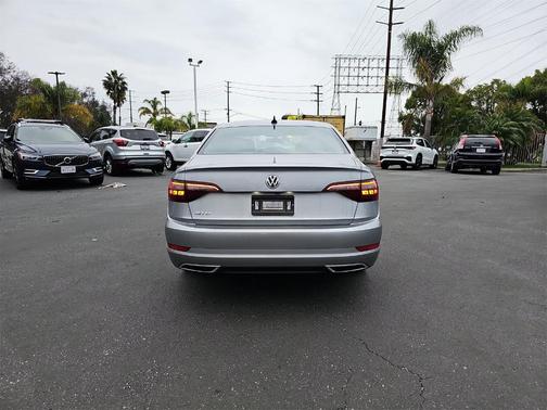 2021 Volkswagen Jetta 1.4T R-Line