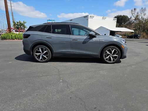 Pure Gray 2023 Volkswagen ID.4 S