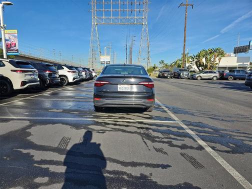 2022 Volkswagen Jetta 1.5T SE