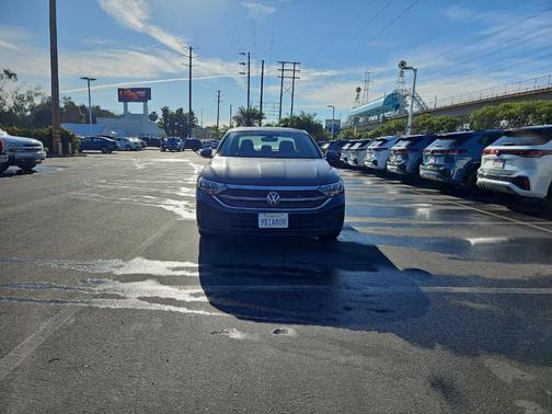 2022 Volkswagen Jetta 1.5T SE