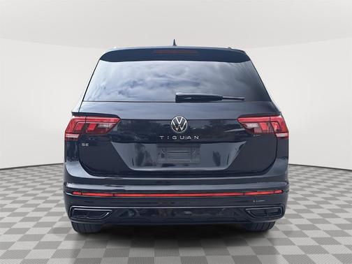 2022 Volkswagen Tiguan 2.0T SE R-Line Black