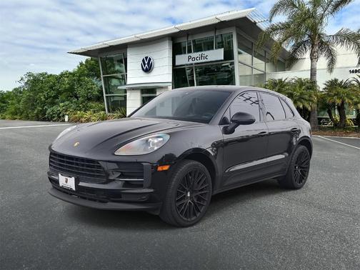 2021 Porsche Macan Base