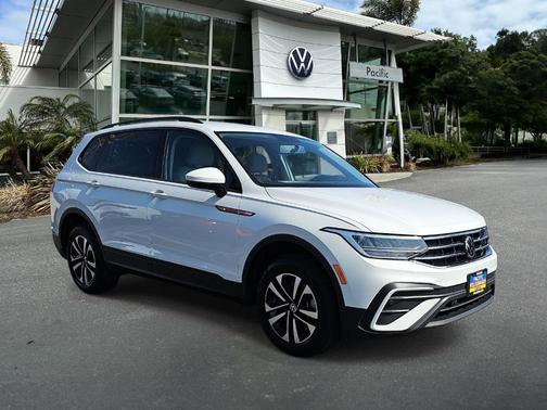 Pure White 2022 Volkswagen Tiguan 2.0T S