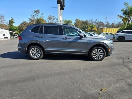 2018 Volkswagen Tiguan 2.0T SE