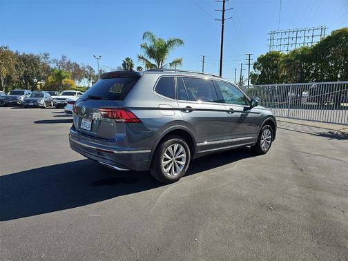 2018 Volkswagen Tiguan 2.0T SE
