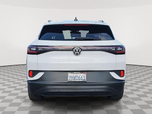 2023 Volkswagen ID.4 Pro