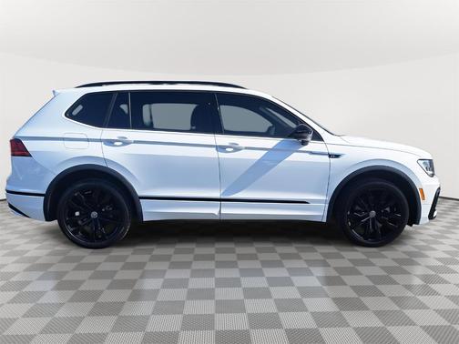 2021 Volkswagen Tiguan 2.0T SE R-Line Black