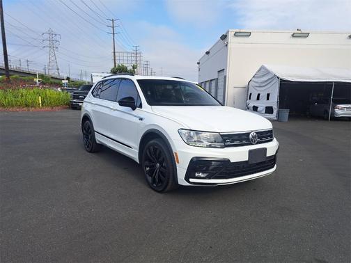 2021 Volkswagen Tiguan 2.0T SE R-Line Black