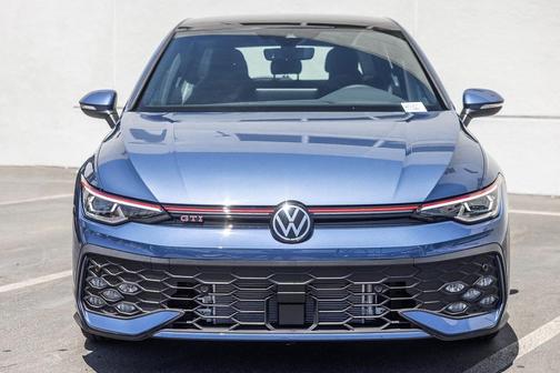 2025 Volkswagen Golf GTI 2.0T SE