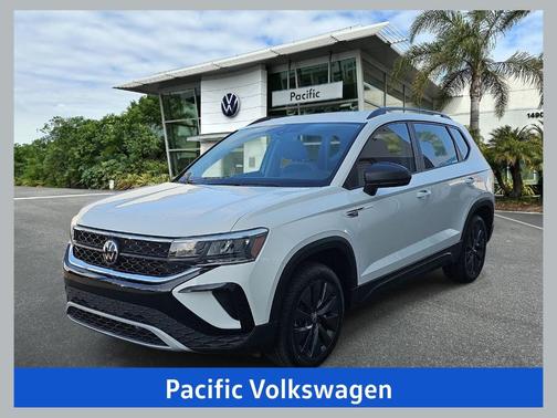 Pure White 2023 Volkswagen Taos 1.5T S