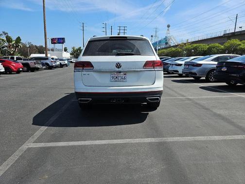 2023 Volkswagen Atlas 3.6L SE w/Technology