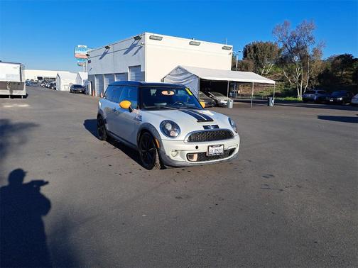 2012 MINI Cooper Clubman Base