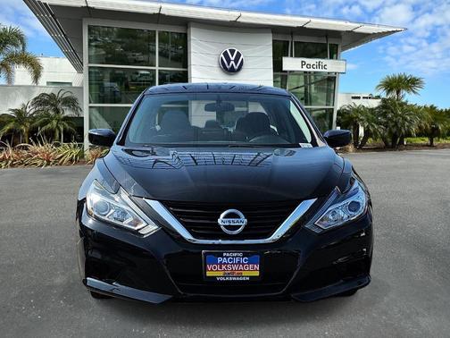 Black 2017 Nissan Altima 2.5 S