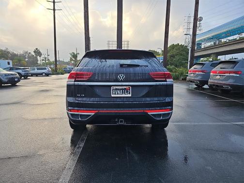 2021 Volkswagen Atlas Cross Sport 3.6L V6 SE w/Technology R-Line