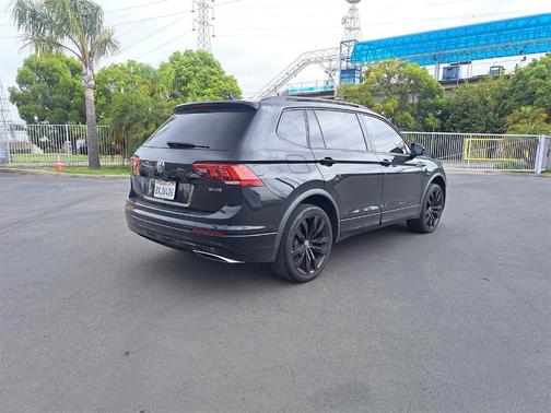 2021 Volkswagen Tiguan 2.0T SE R-Line Black