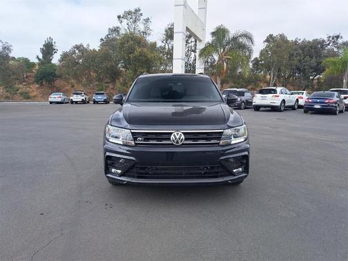 2021 Volkswagen Tiguan 2.0T SE R-Line Black