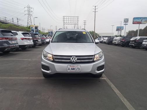 2016 Volkswagen Tiguan S