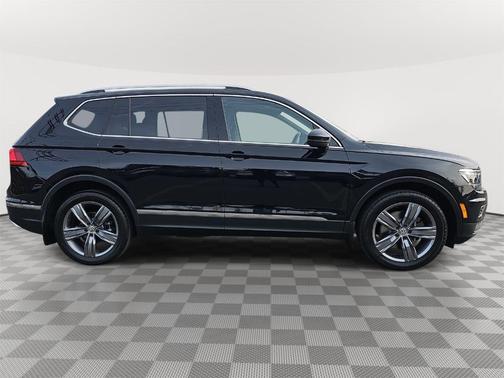 2018 Volkswagen Tiguan 2.0T SEL Premium