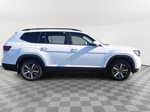2022 Volkswagen Atlas 2.0T SE