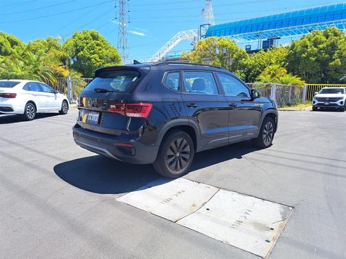 2022 Volkswagen Taos 1.5T S