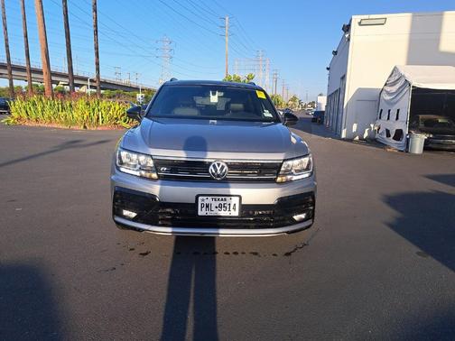 2021 Volkswagen Tiguan 2.0T SE R-Line Black