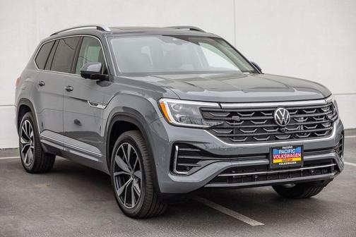 Pure Gray 2026 Volkswagen Atlas 2.0T SEL Premium R-Line