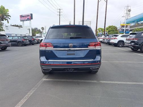 2022 Volkswagen Atlas 3.6L SE w/Technology