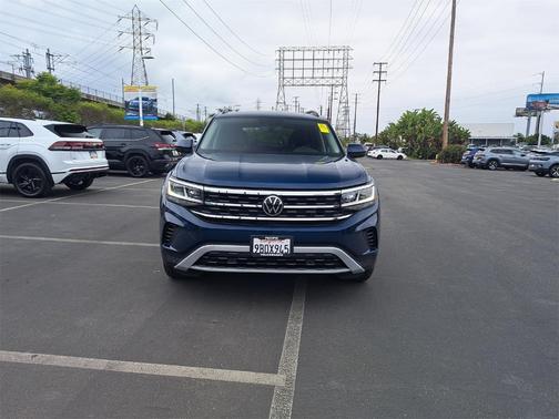 2022 Volkswagen Atlas 3.6L SE w/Technology