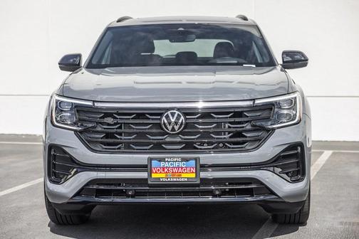 2026 Volkswagen Atlas Cross Sport 2.0T SEL R-Line Black