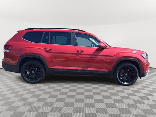 2022 Volkswagen Atlas 3.6L SE w/Technology